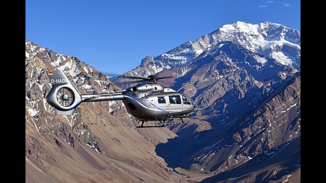 Airbus Helicopters H145 mit Fünfblattrotor auf dem 6962 Meter hohen Aconcagua