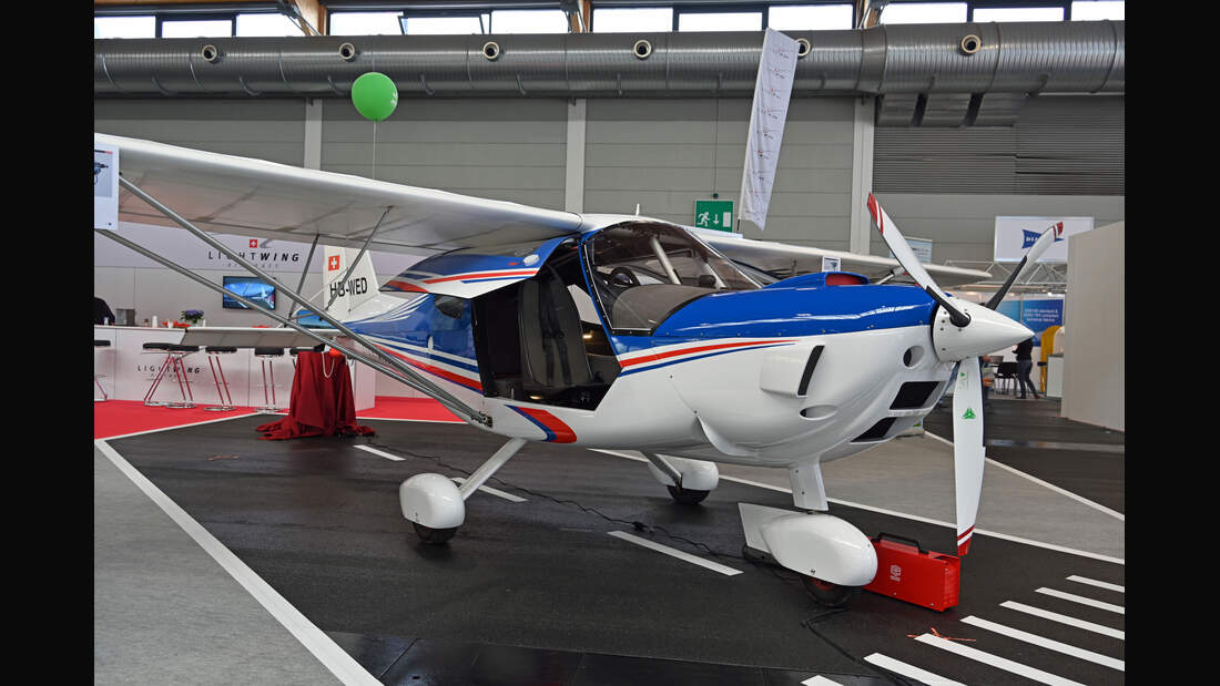 Lightwing auf der AERO: AC4 als Power-Schlepper